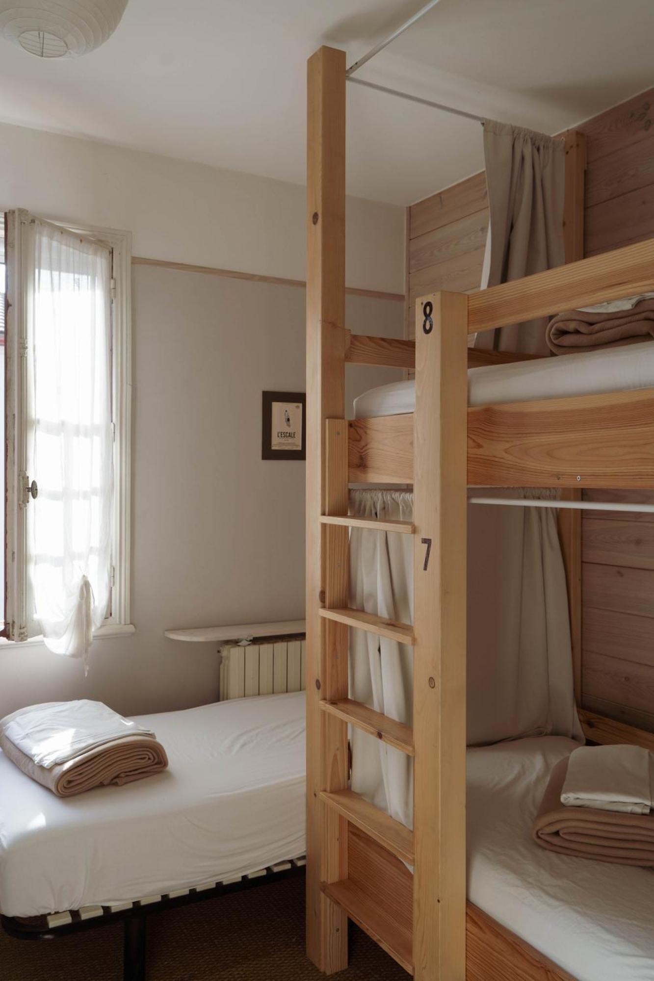 L'Escale Surf Hostel - Auberge De Jeunesse 게타리 객실 사진